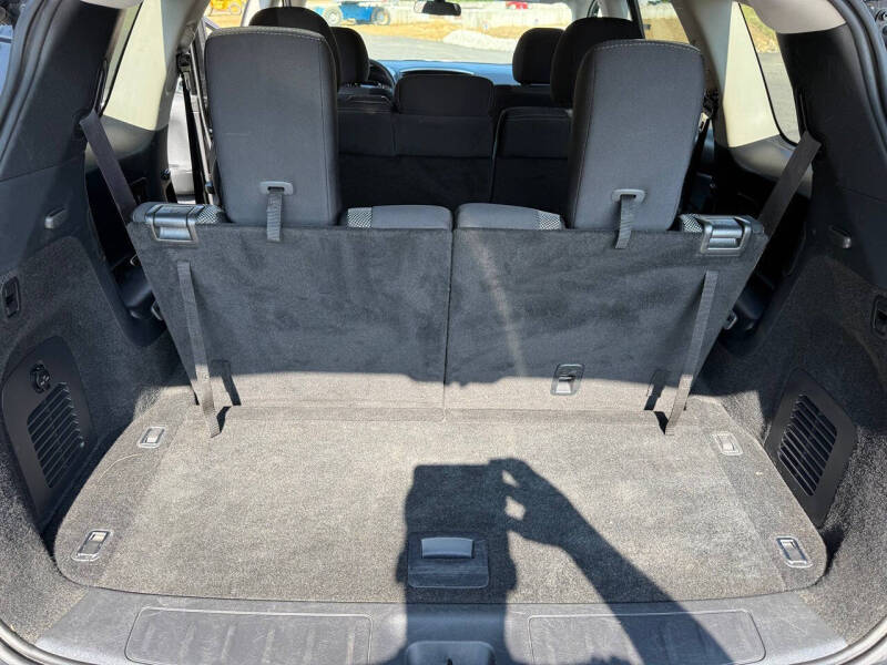 2019 Nissan Pathfinder S