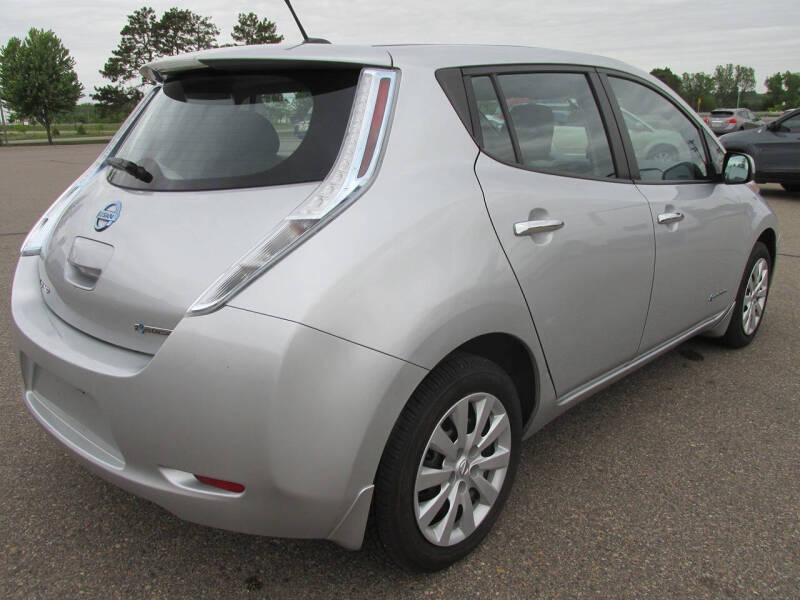 2013 Nissan LEAF S
