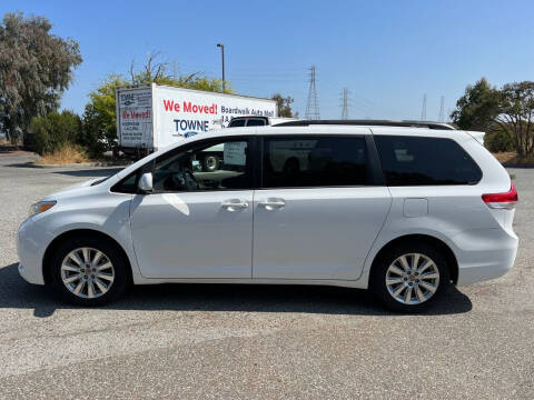 2013 Toyota Sienna for sale at 3D Auto Sales in Rocklin CA