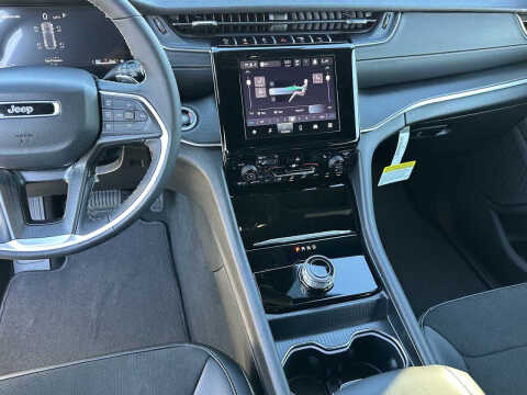 2025 Jeep Grand Cherokee Altitude X