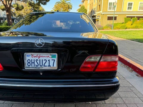 2000 Mercedes-Benz E-Class E 320