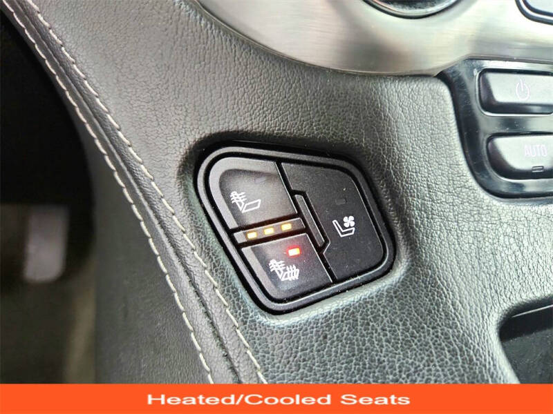 2017 GMC Yukon XL SLT