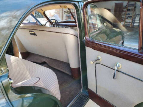 1949 Packard Deluxe 8