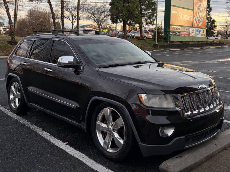 2011 Jeep Grand Cherokee Overland's photo