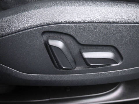 2022 Audi A4 quattro Premium 40 TFSI