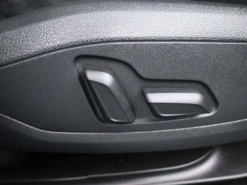 2022 Audi A4 quattro Premium 40 TFSI