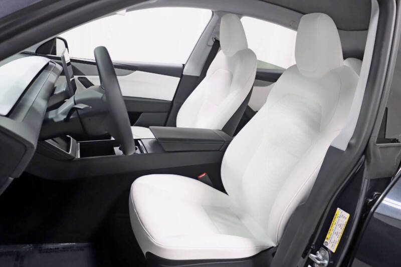 2026 Tesla Model Y Long Range