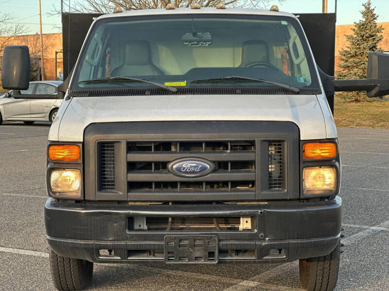 2012 Ford E-Series E-450 SD