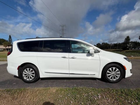 2018 Chrysler Pacifica Touring L