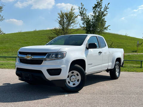 2019 Chevrolet Colorado for sale at AUTO DIRECT in Houston TX