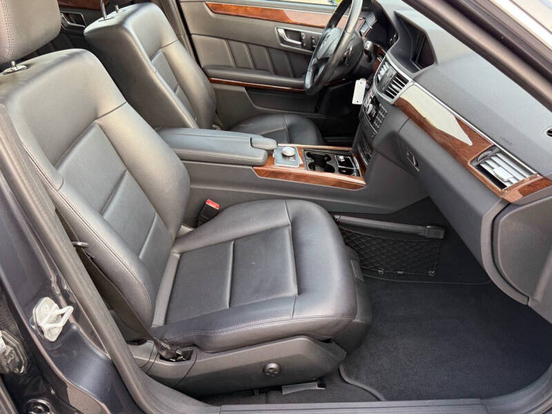 2011 Mercedes-Benz E-Class E 350 BlueTEC Luxury