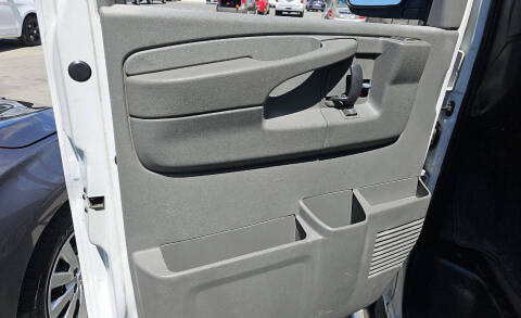 2007 GMC Savana LS 3500