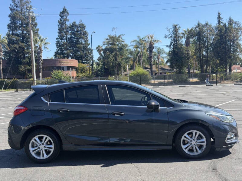2018 Chevrolet Cruze LT Auto
