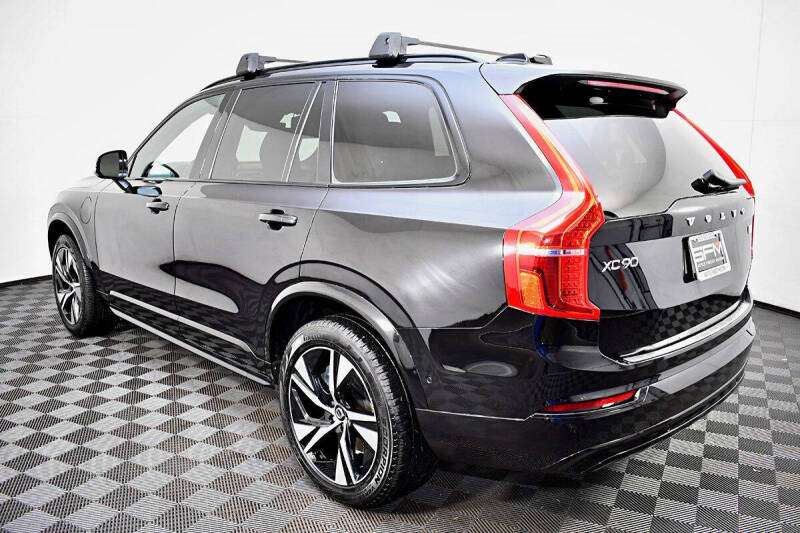 2022 Volvo XC90 Recharge T8 R-Design