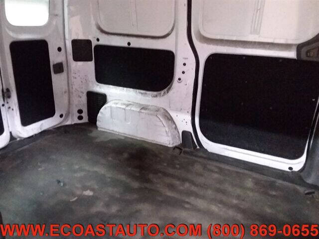 2017 Nissan NV200 SV