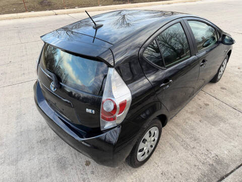 2014 Toyota Prius c Three