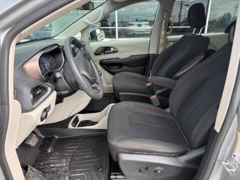 2018 Chrysler Pacifica LX