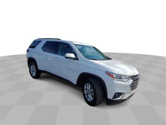 2021 Chevrolet Traverse for sale at Bowman Auto Center in Clarkston, MI