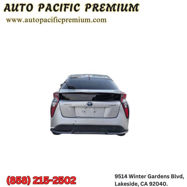 2016 Toyota Prius Four