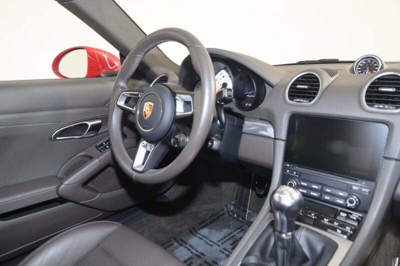 2023 Porsche 718 Cayman S