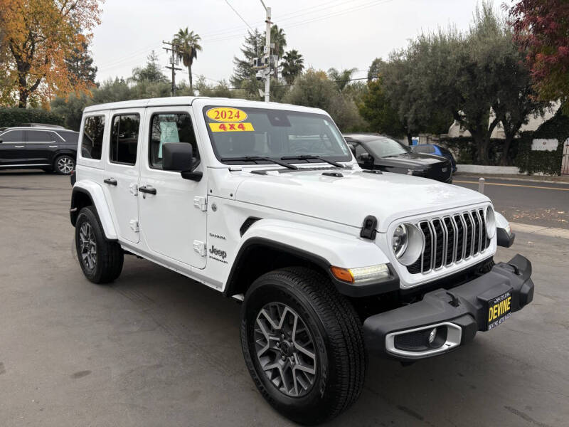2024 Jeep Wrangler 4-Door Sahara's photo