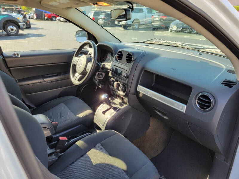 2016 Jeep Compass Sport