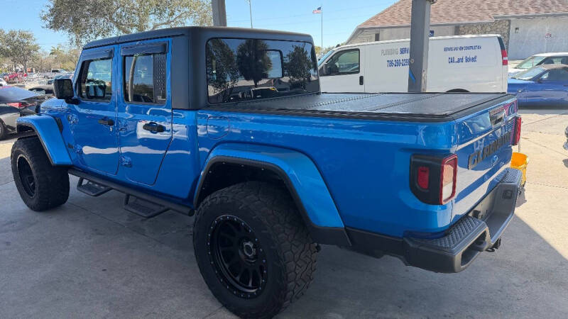 2021 Jeep Gladiator Willys
