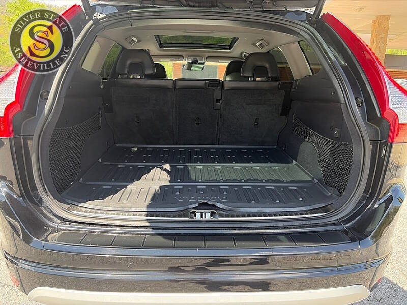2017 Volvo XC60 T5 Dynamic