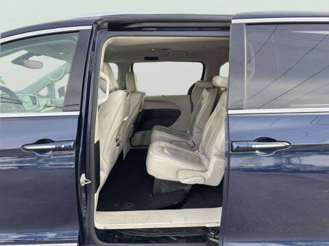 2018 Chrysler Pacifica Touring L Plus