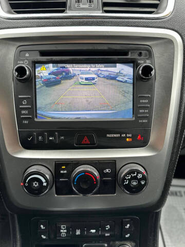 2015 GMC Acadia SLE-2