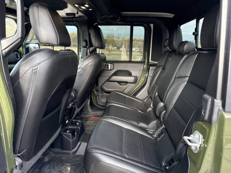 2021 Jeep Gladiator Overland