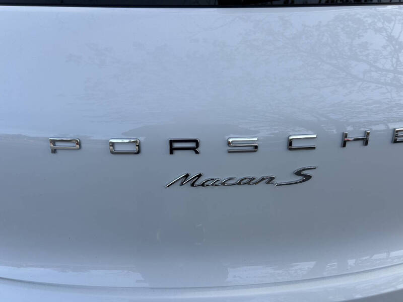 2016 Porsche Macan S