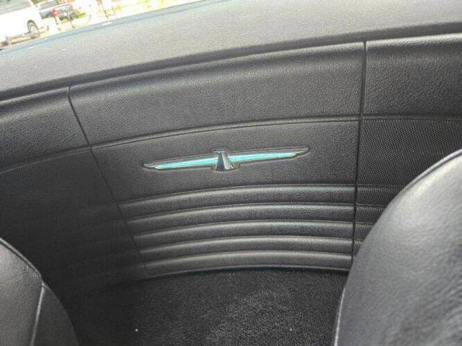 2004 Ford Thunderbird Deluxe