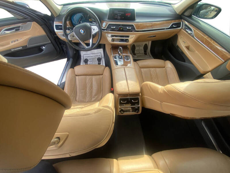 2018 BMW 7 Series 740i xDrive