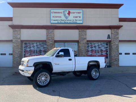 2004 Chevrolet Silverado 2500HD for sale at Iconic Motors of Oklahoma City, LLC in Oklahoma City OK
