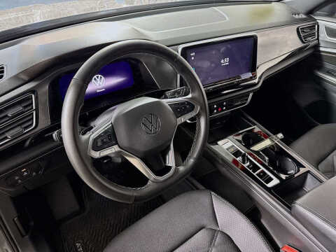 2024 Volkswagen Atlas Cross Sport SE 4Motion