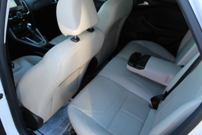 2016 Ford Focus Titanium