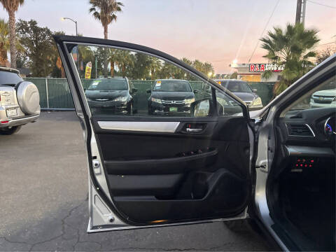 2018 Subaru Outback 2.5i Premium