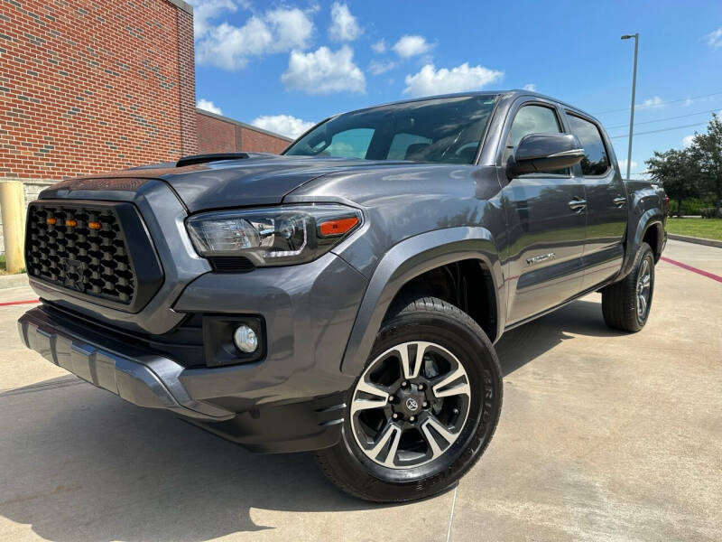 2017 Toyota Tacoma for sale at AUTO DIRECT in Houston TX