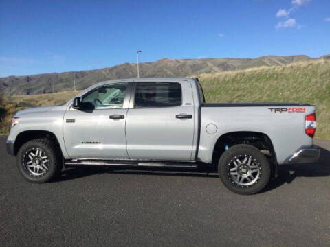 2018 Toyota Tundra SR5