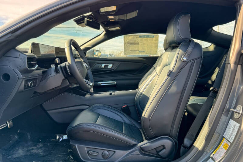 2025 Ford Mustang