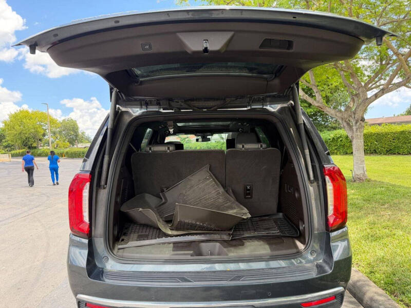 2021 GMC Yukon SLT