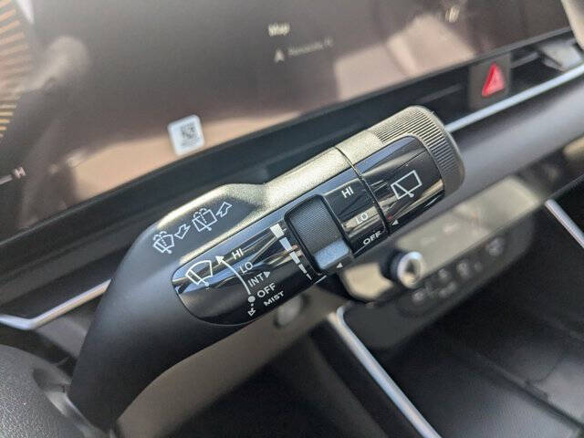 2025 Kia Carnival EX