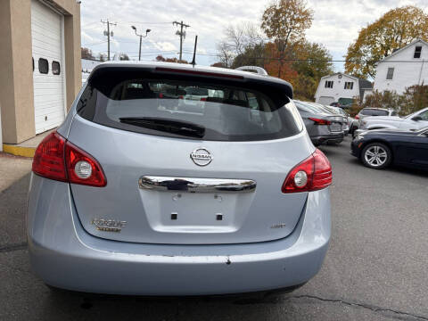 2014 Nissan Rogue Select S