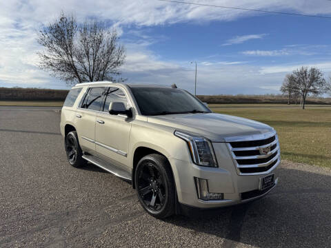 2016 Cadillac Escalade Luxury Collection