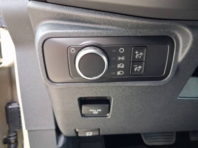 2025 Ford Bronco 4-Door Base - Photo 22