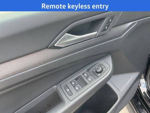 2025 Volkswagen Golf GTI SE