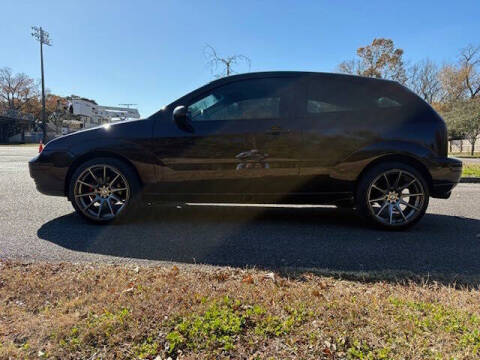 2005 Ford Focus ZX3 S