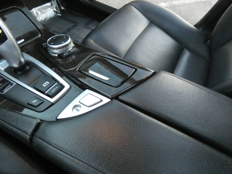 2015 BMW 5 Series 535i