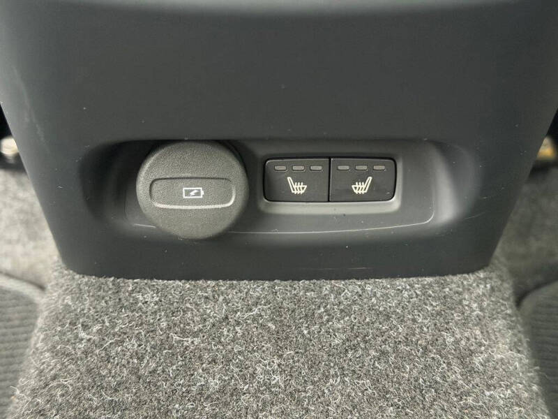 2023 Volvo C40 Recharge Twin Plus
